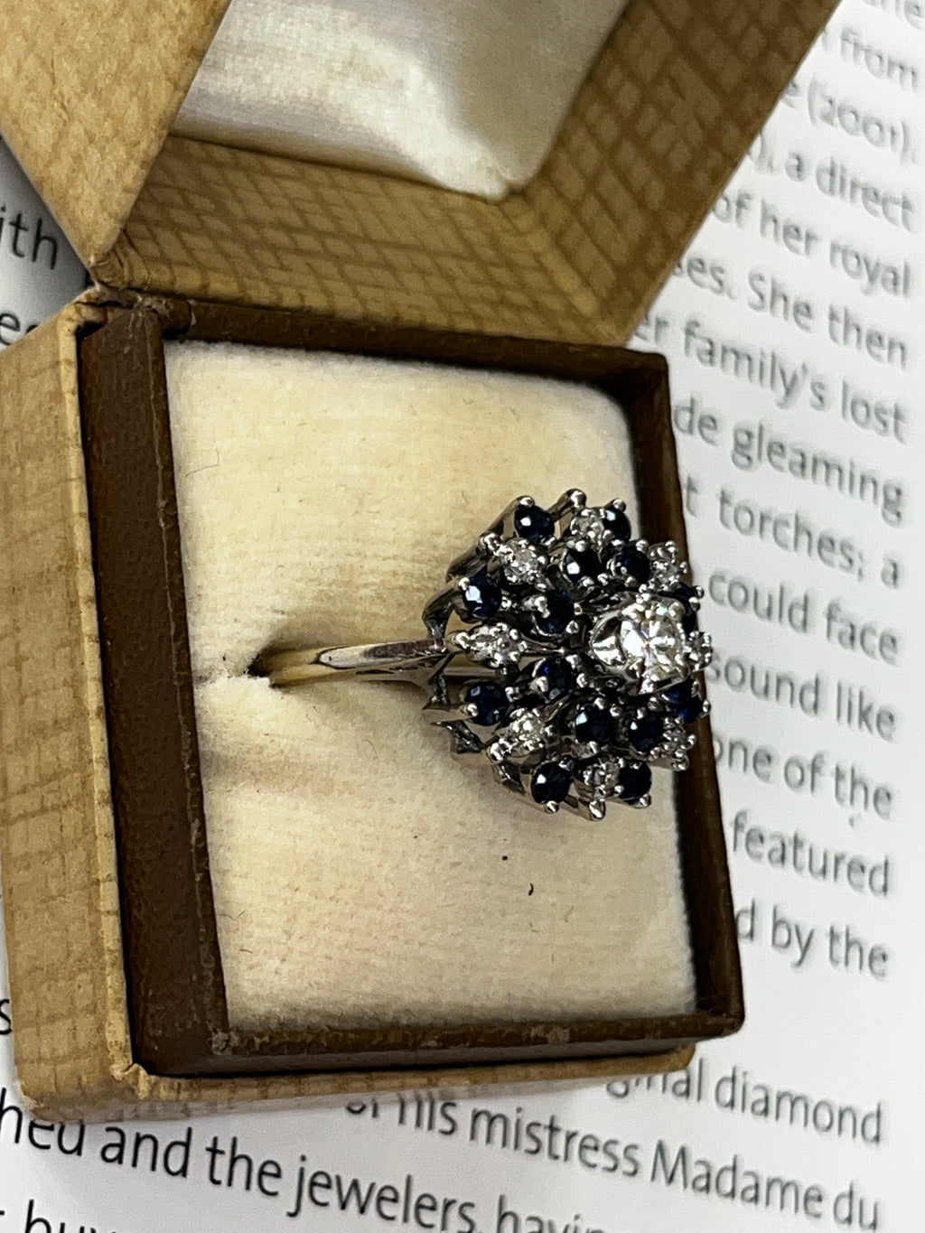 Vintage 14K White Gold Starburst Sapphire Diamond Ring