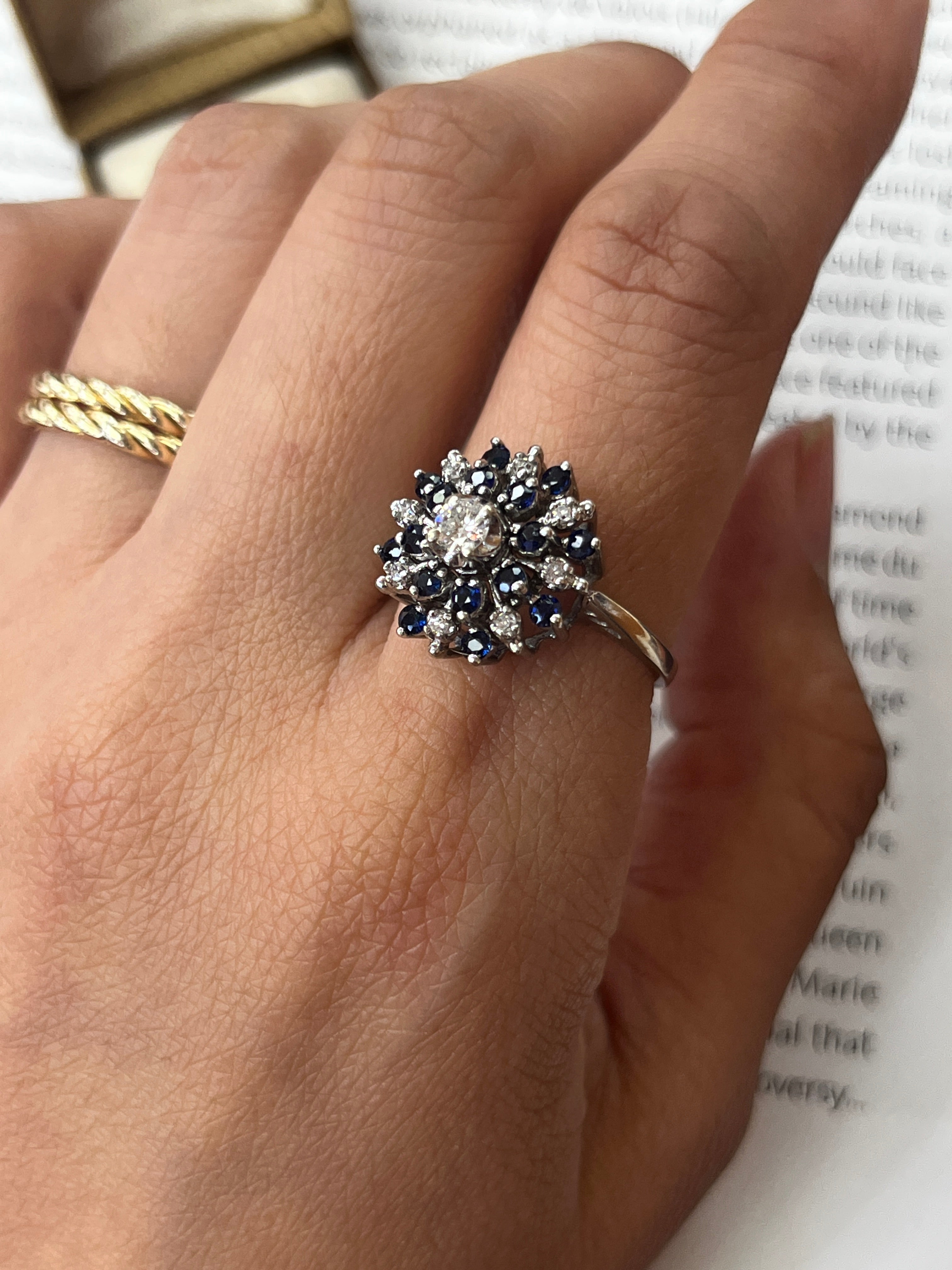 Vintage 14K White Gold Starburst Sapphire Diamond Ring