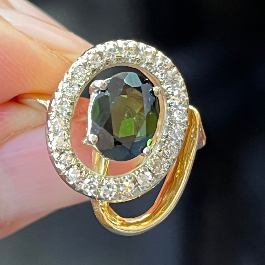 Vintage 14K Yellow Gold Green Tourmaline Diamonds Ring