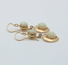 Load image into Gallery viewer, Vintage 14K yellow Gold Opal Dangling Earrings
