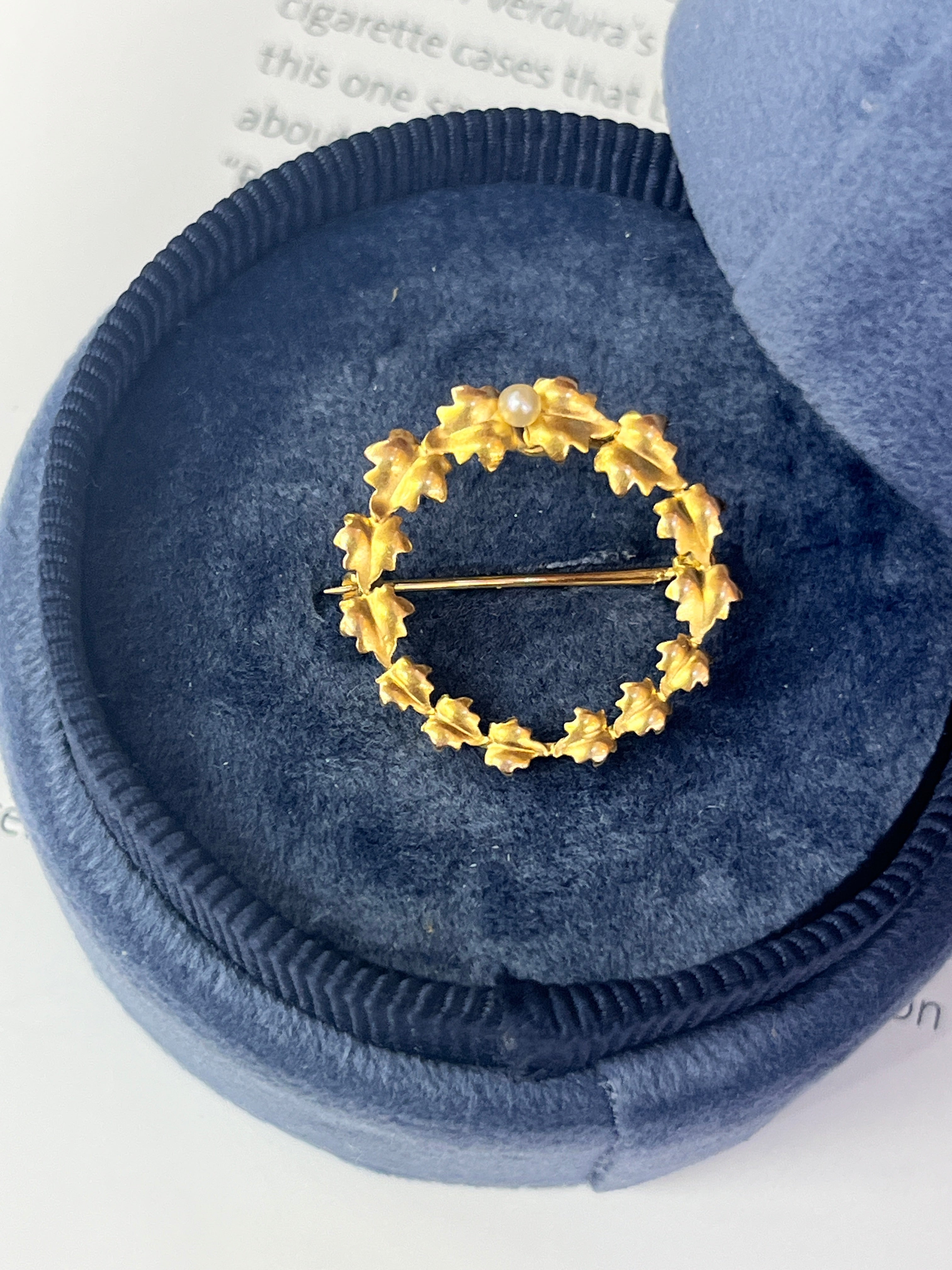 Vintage 14K Yellow Gold Wreath Pearl Brooch Pin
