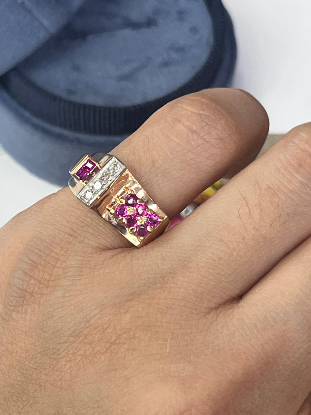 Vintage Retro 1940’s Ruby & Diamond Buckle Band