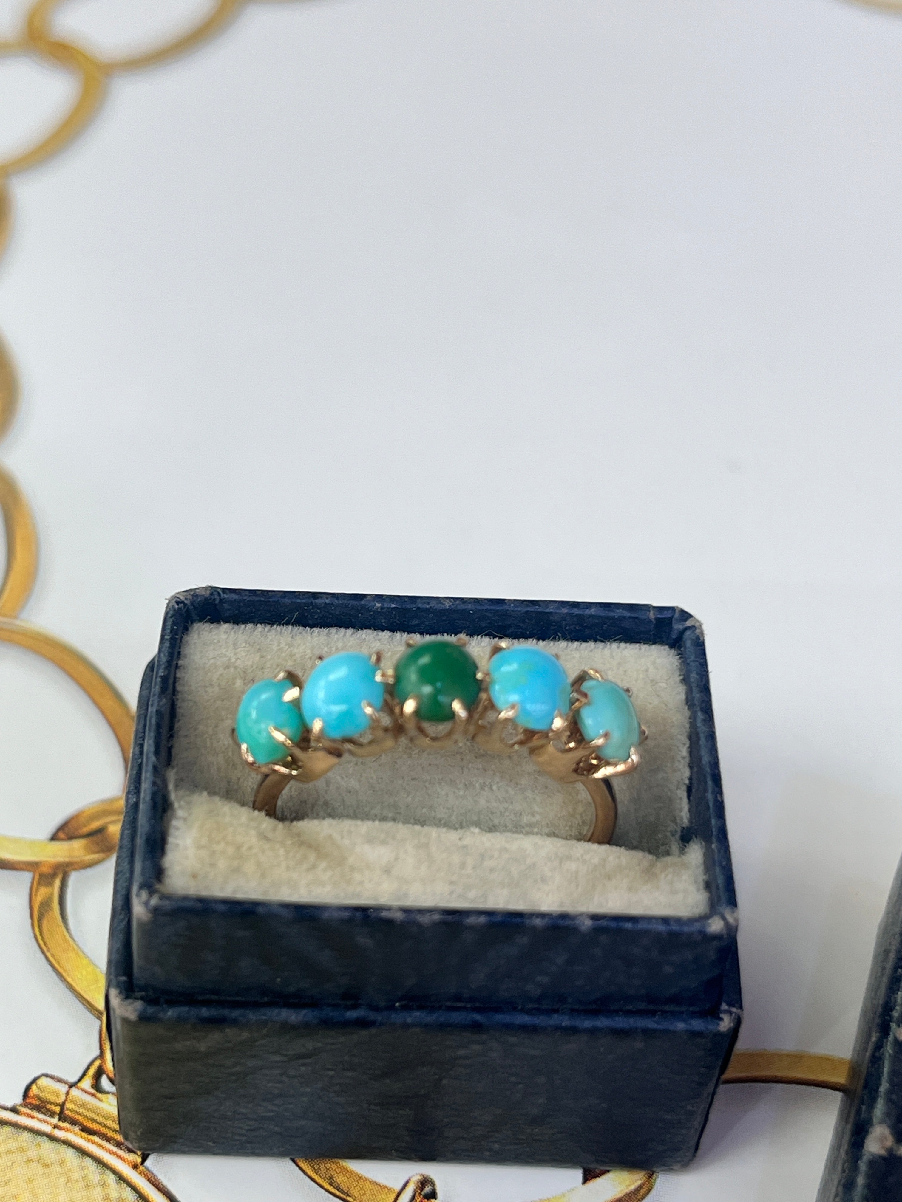 Vintage 14K Yellow Gold  Turquoise 5 stones ring