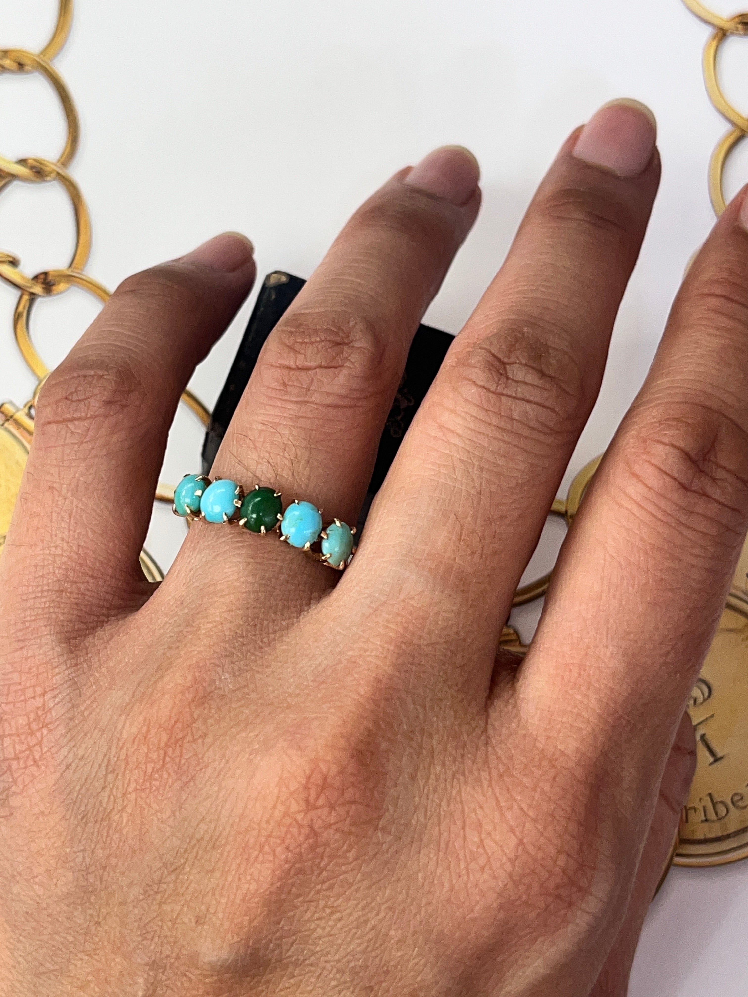 Vintage 14K Yellow Gold  Turquoise 5 stones ring