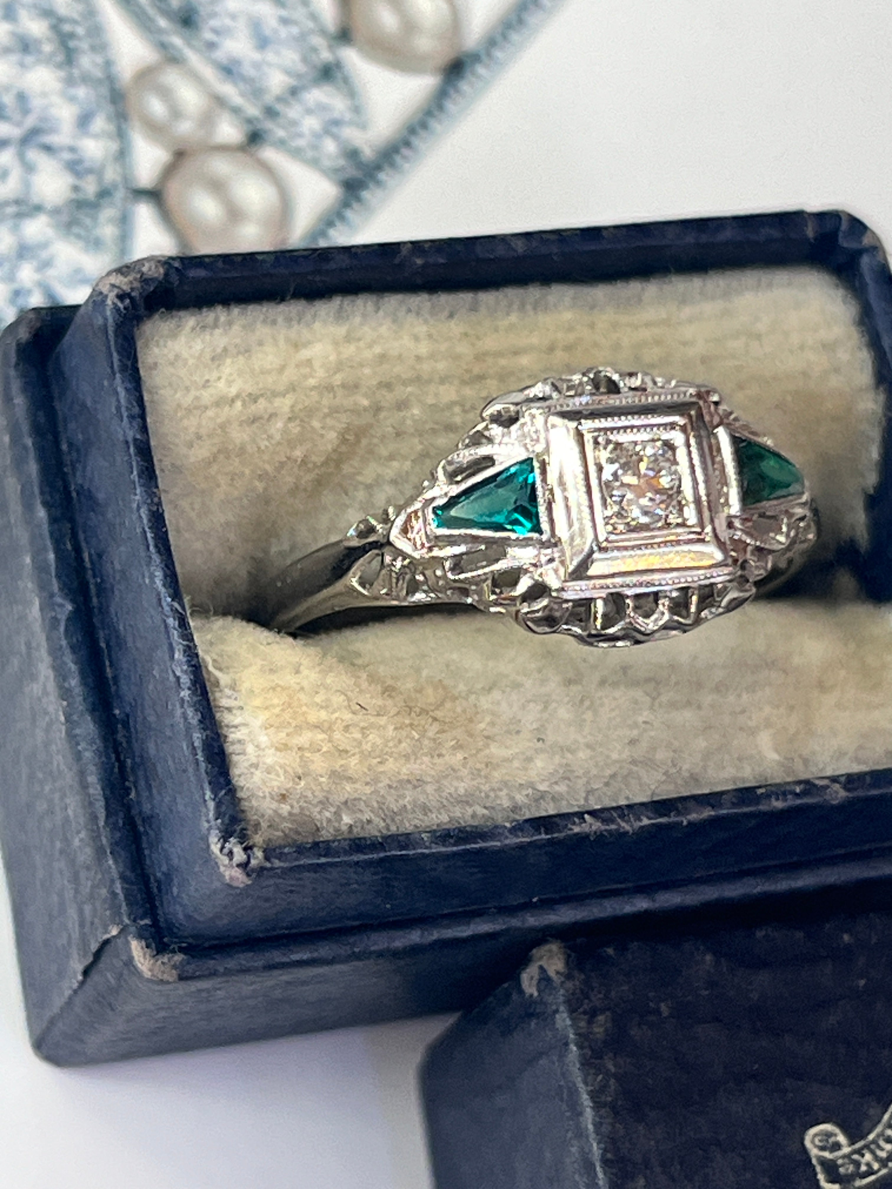 Art Deco Diamond & Emerald Filigree 18K White Gold Ring, Engagement Band
