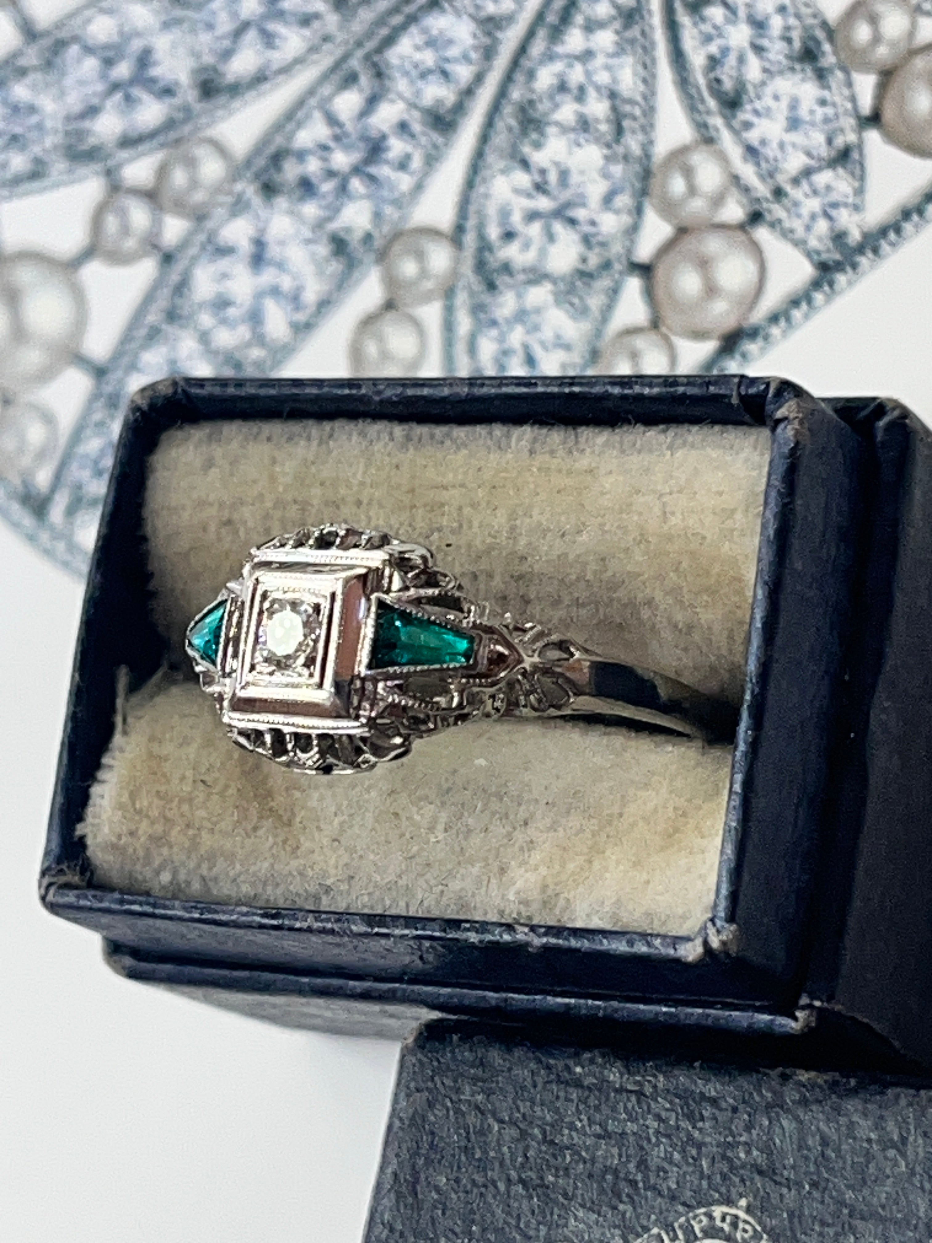 Art Deco Diamond & Emerald Filigree 18K White Gold Ring, Engagement Band