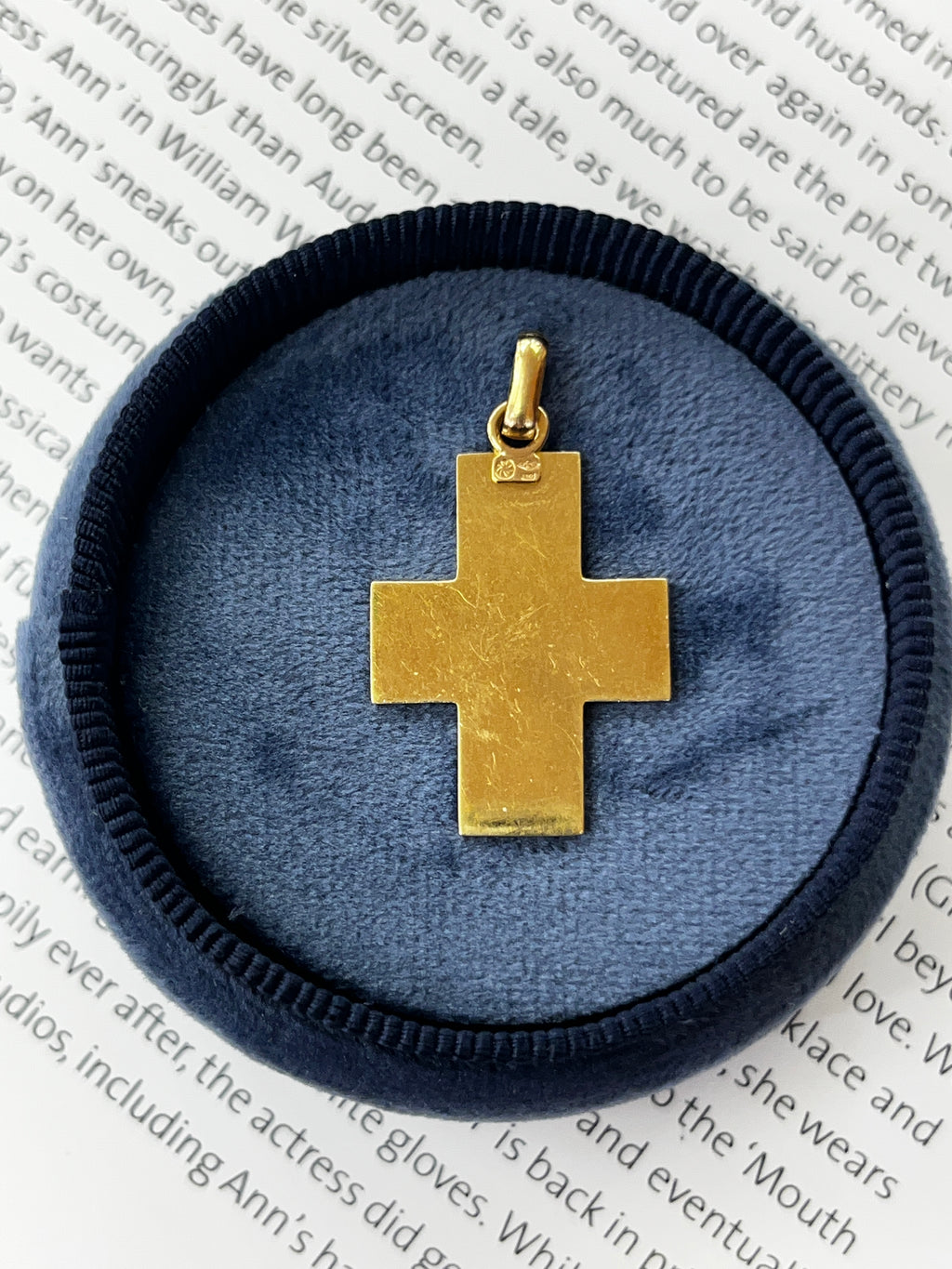Vintage 18K Yellow Gold Mary & Jesus Cross Charm Pendant