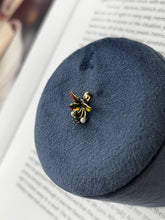 Load image into Gallery viewer, Vintage 14K Yellow Gold Floral Motif Emerald, Pearl &amp; Enamel Charm
