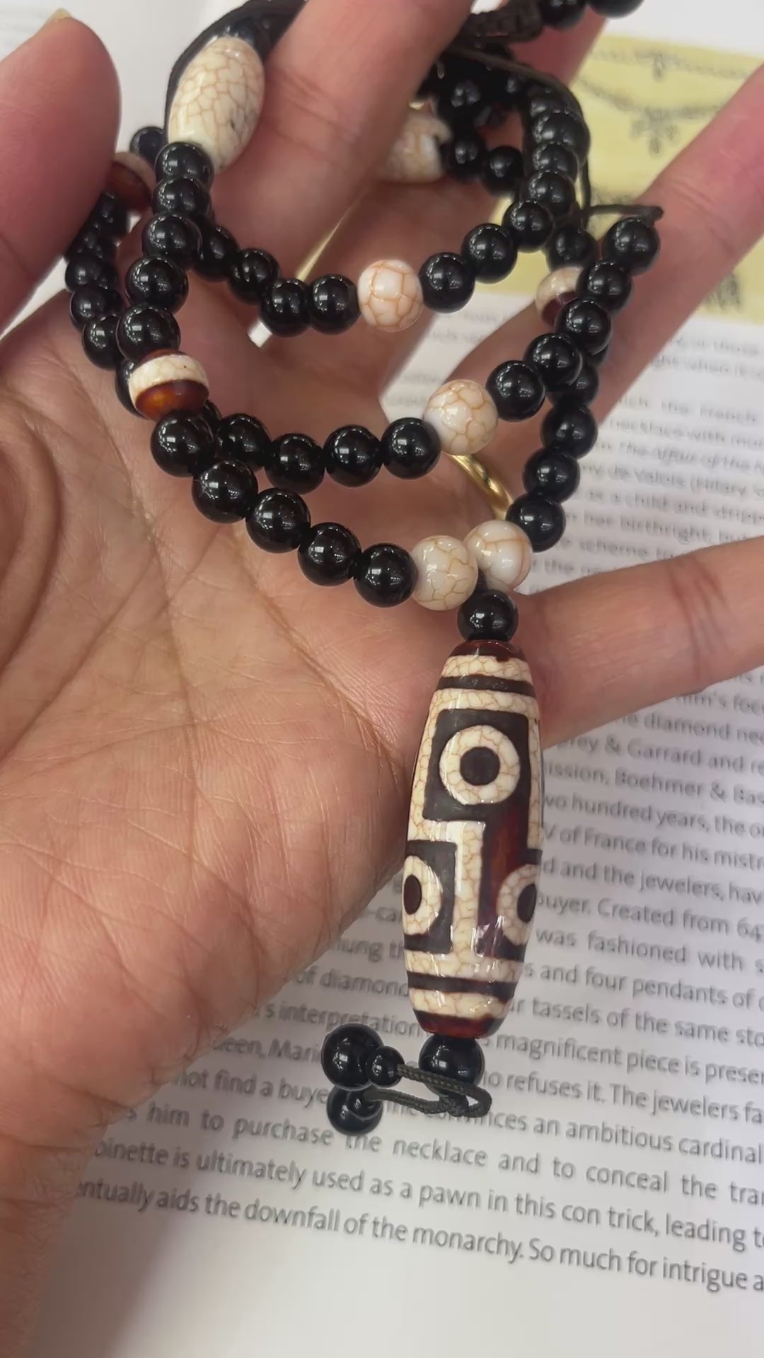 Vintage Tibetan Agate Dzi Style Pendant Necklace