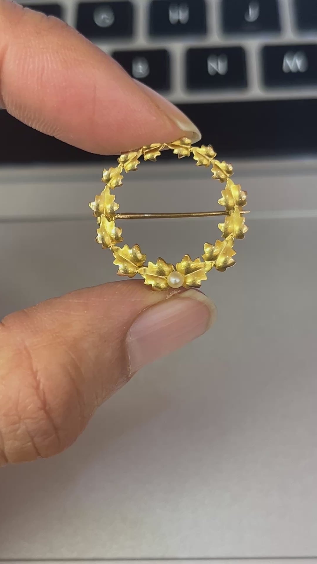 Vintage 14K Yellow Gold Wreath Pearl Brooch Pin