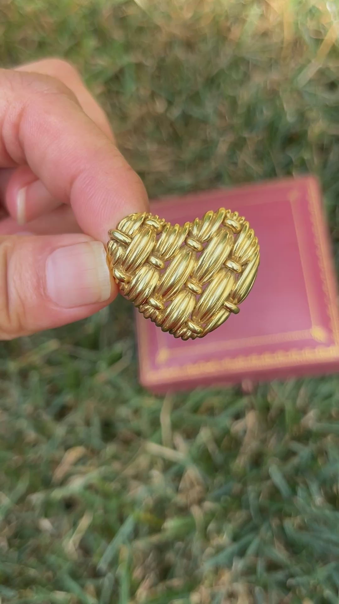 Tiffany & Co 18K Yellow Gold Woven Heart Brooch