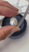 Load and play video in Gallery viewer, Vintage 14K White Gold Baroque Pearl Pendant.
