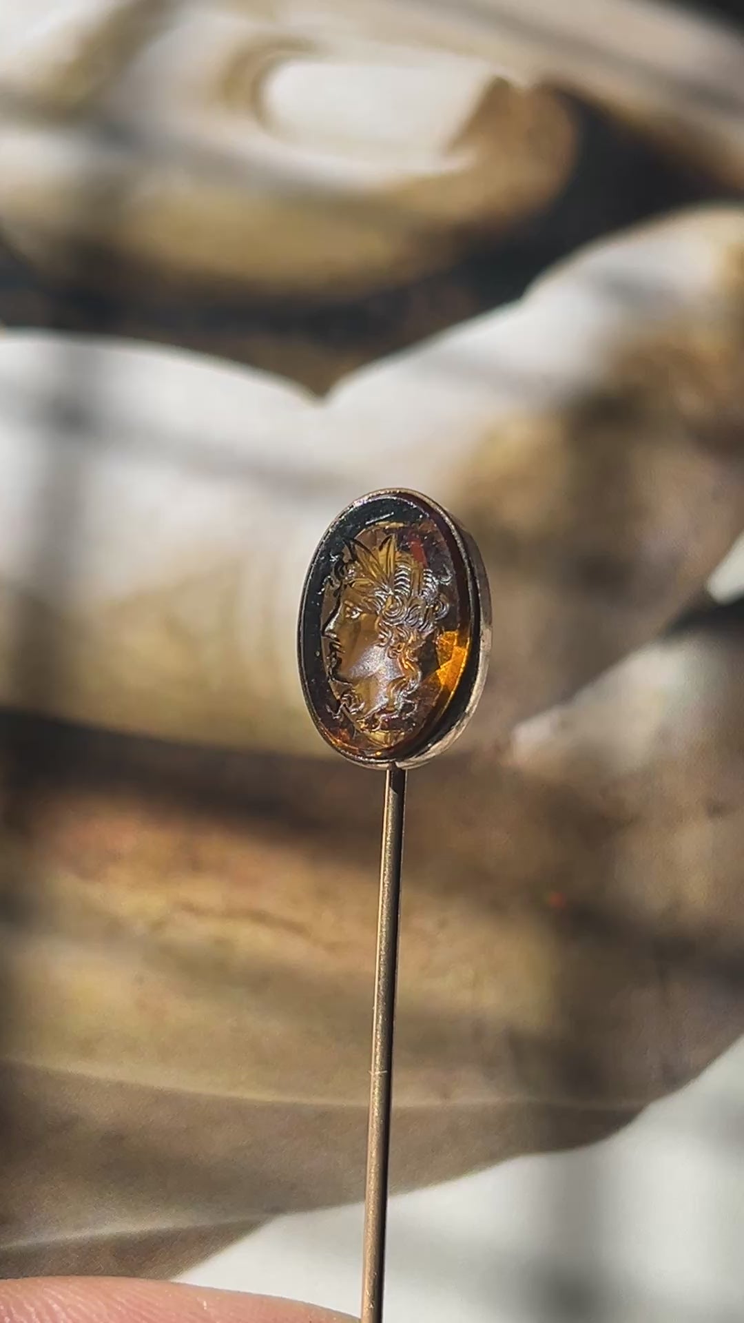 Antique 9K Yellow Gold Intaglio Carnelian Stick Pin