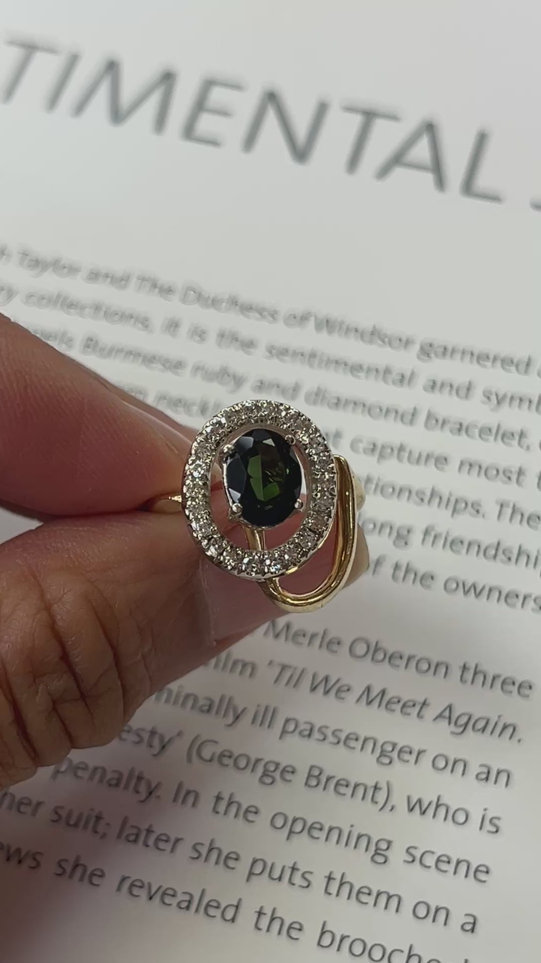 Vintage 14K Yellow Gold Green Tourmaline Diamonds Ring