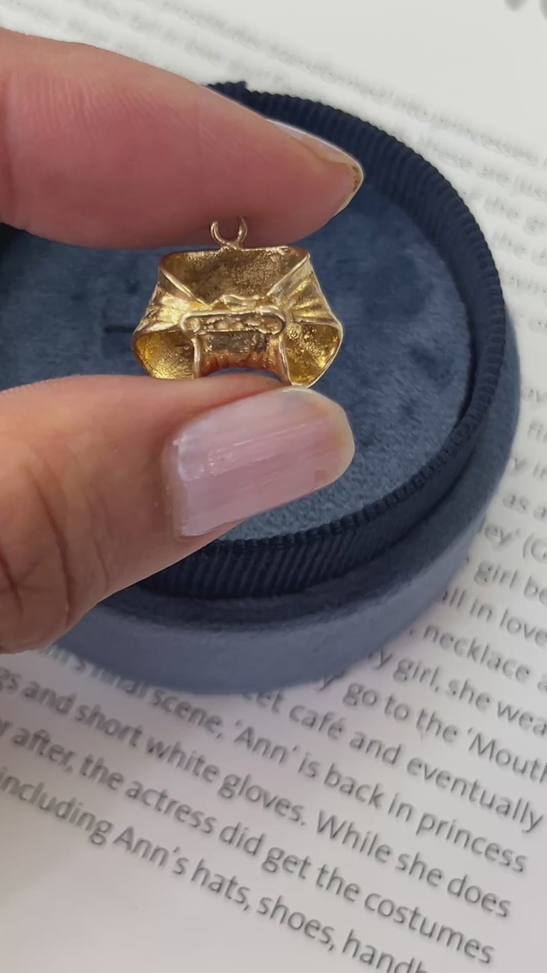 Vintage 14K Yellow Gold Diaper Charm Pendant