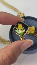 Load and play video in Gallery viewer, Vintage Cloisonné Open &amp; Close Rose 18K Gold &amp; Sterling Silver Studs Earrings.
