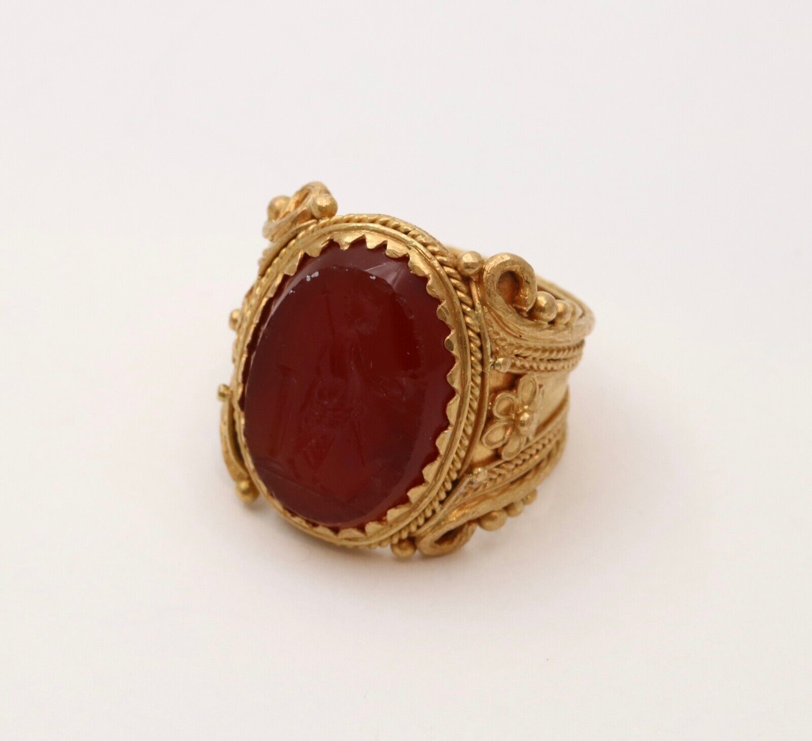 Vintage 22K Yellow Gold Carved Greek Narcissus Intaglio Carnelian Signet.