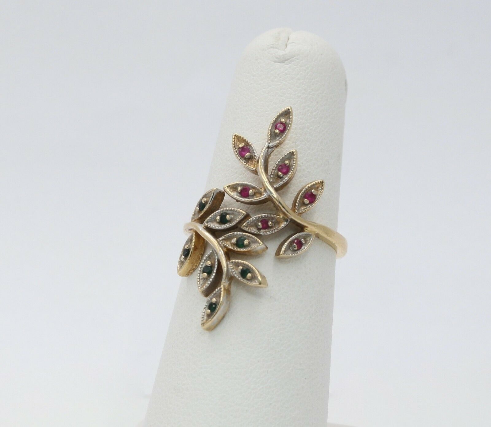 Vintage Floral 14K Yellow Gold Ruby Emerald Ring