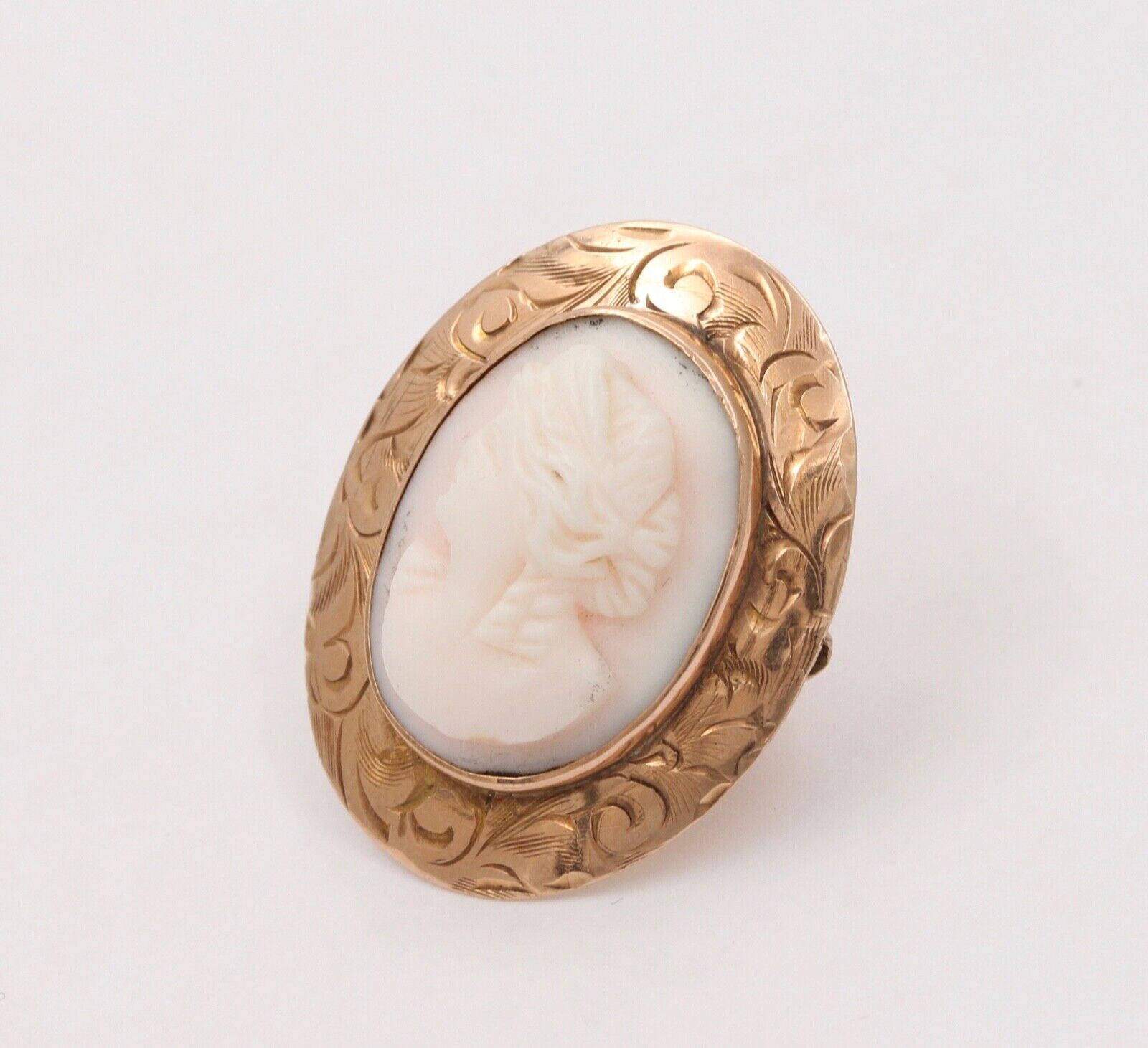 Victorian Angel Skin Coral Portrait 10K Yellow Gold Brooch Pin