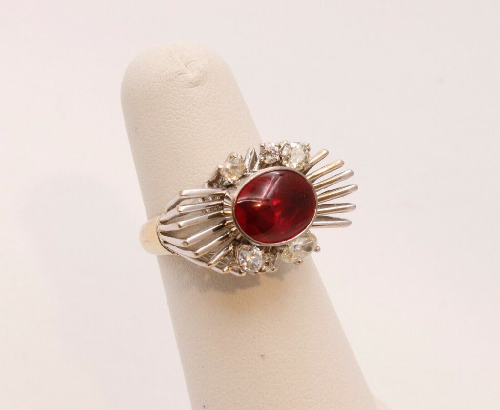 Beautiful Modernist Ladies Ruby Diamonds 14K White Gold Ring