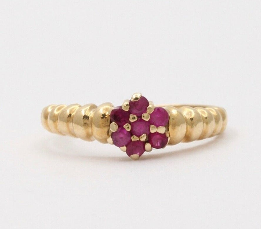 Beautiful Flower Rubies 14K Yellow Gold Ring