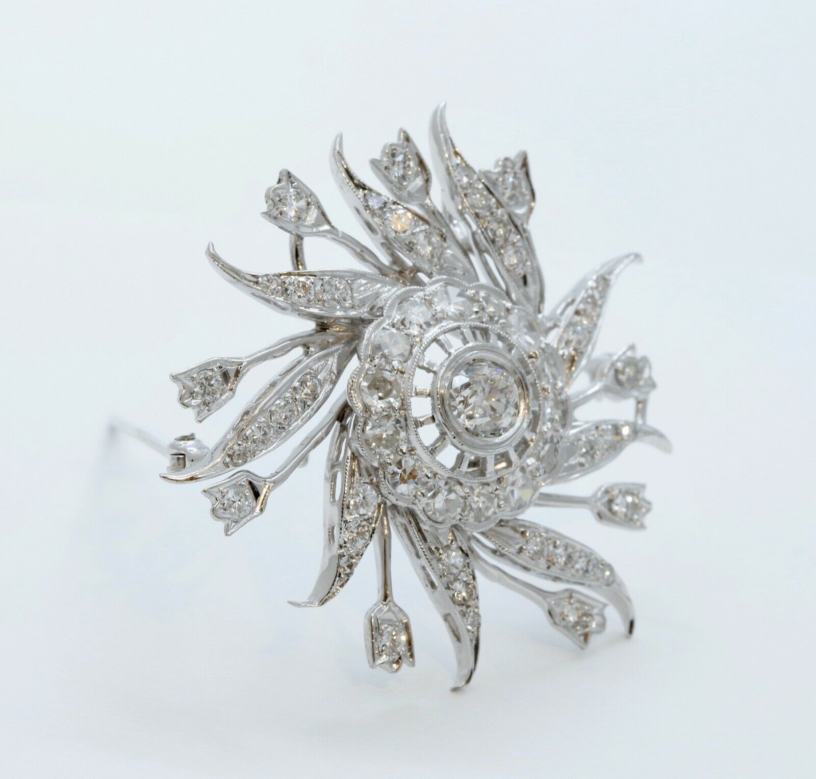 Ladies Vintage Flower Pinwheel 14K White Gold Diamonds Brooch Pin Pendant