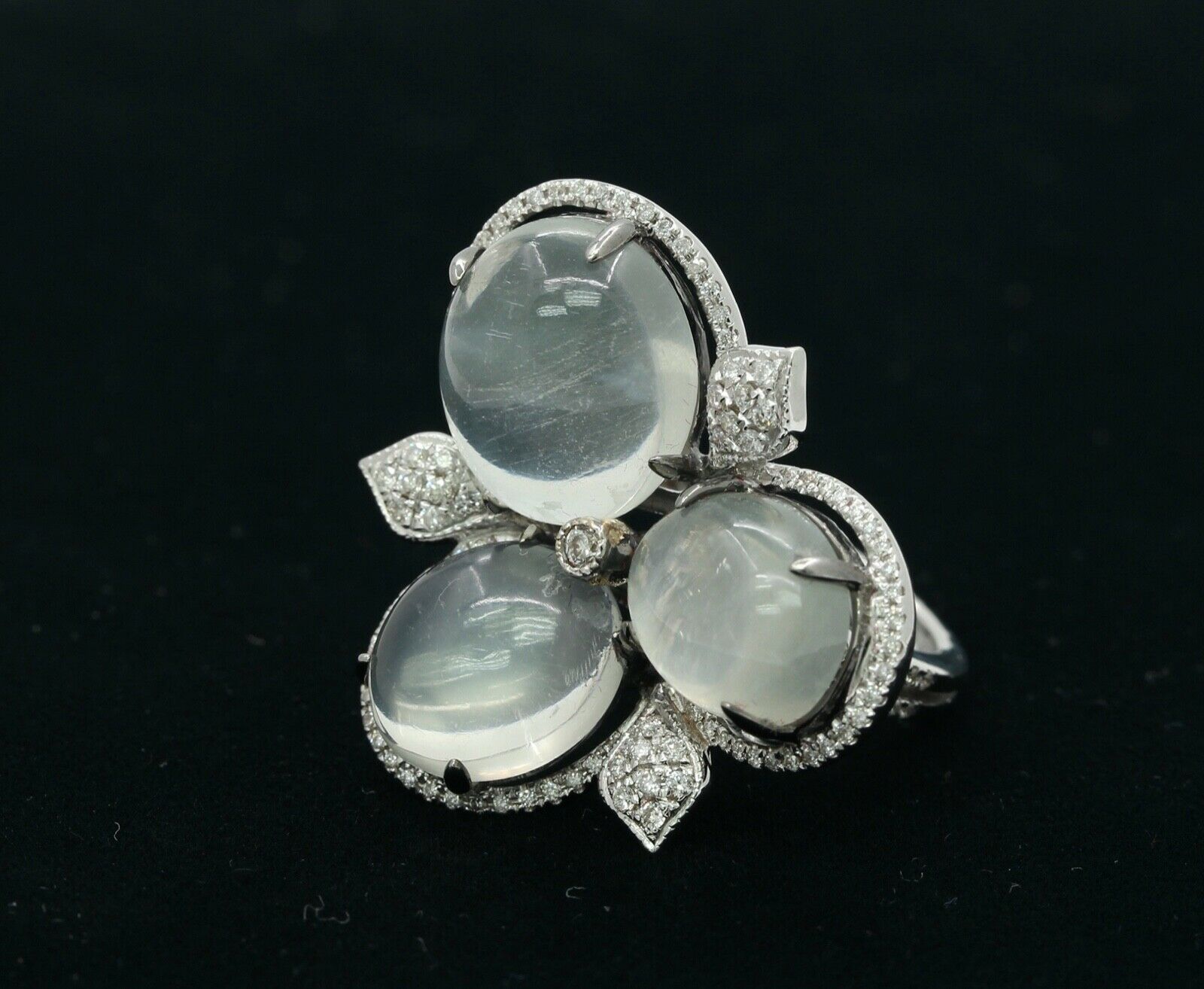Beautiful 18K White Gold Moonstones Diamonds Ring