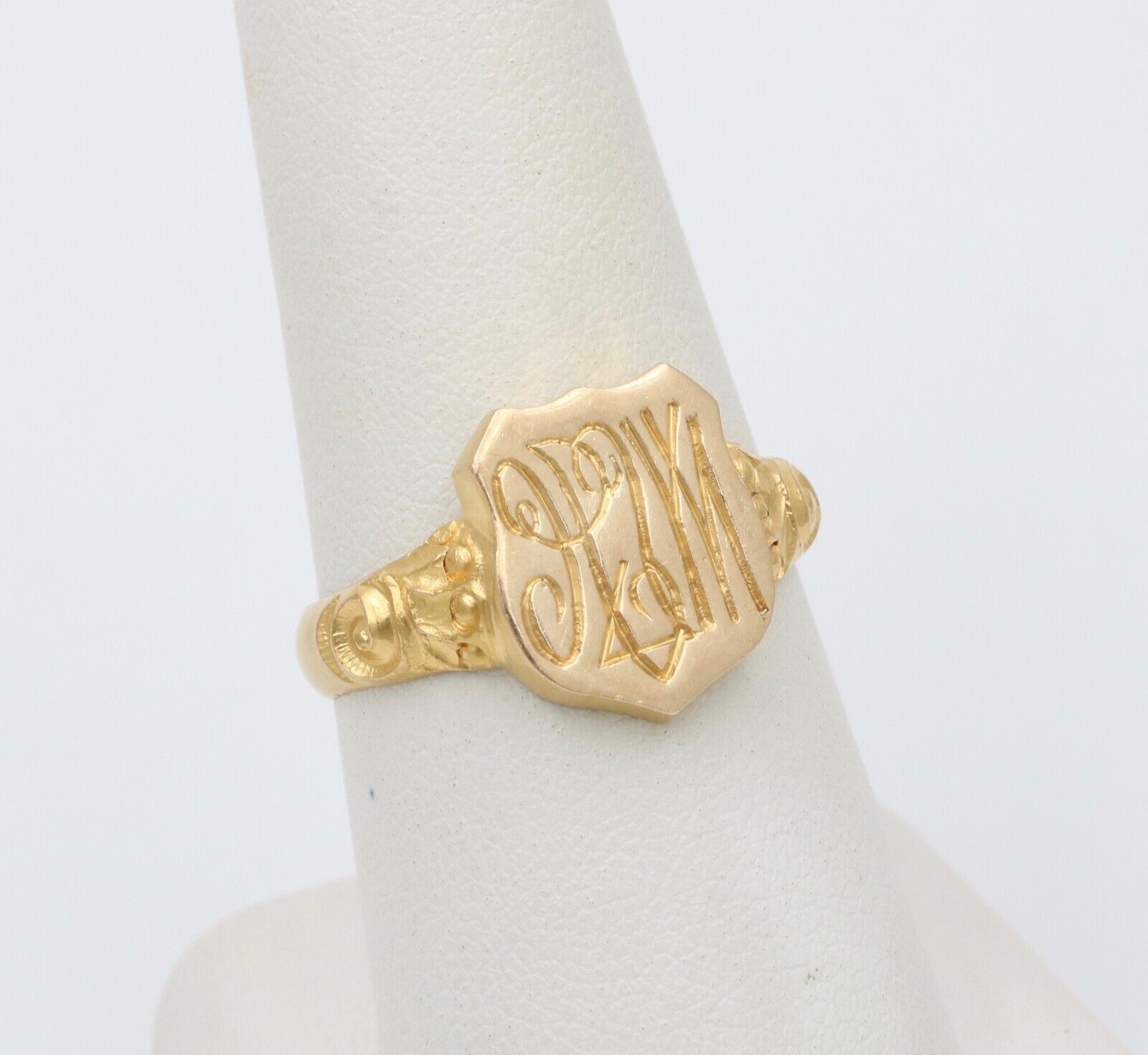 Antique Art Deco 14K Gold Shield Signet Ring, Ring Band