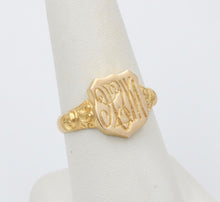 Load image into Gallery viewer, Antique Art Deco 14K Gold Shield Signet Ring, Ring Band
