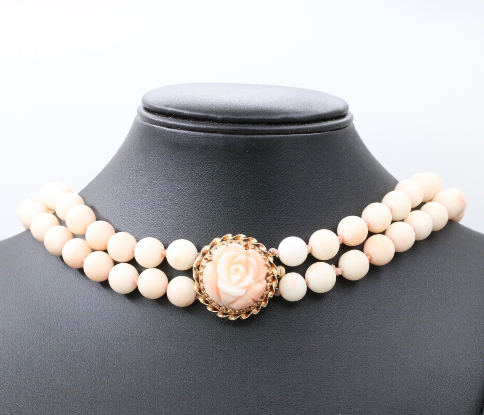 Vintage Angel Skin Coral Carved Flower 14K YG Necklace