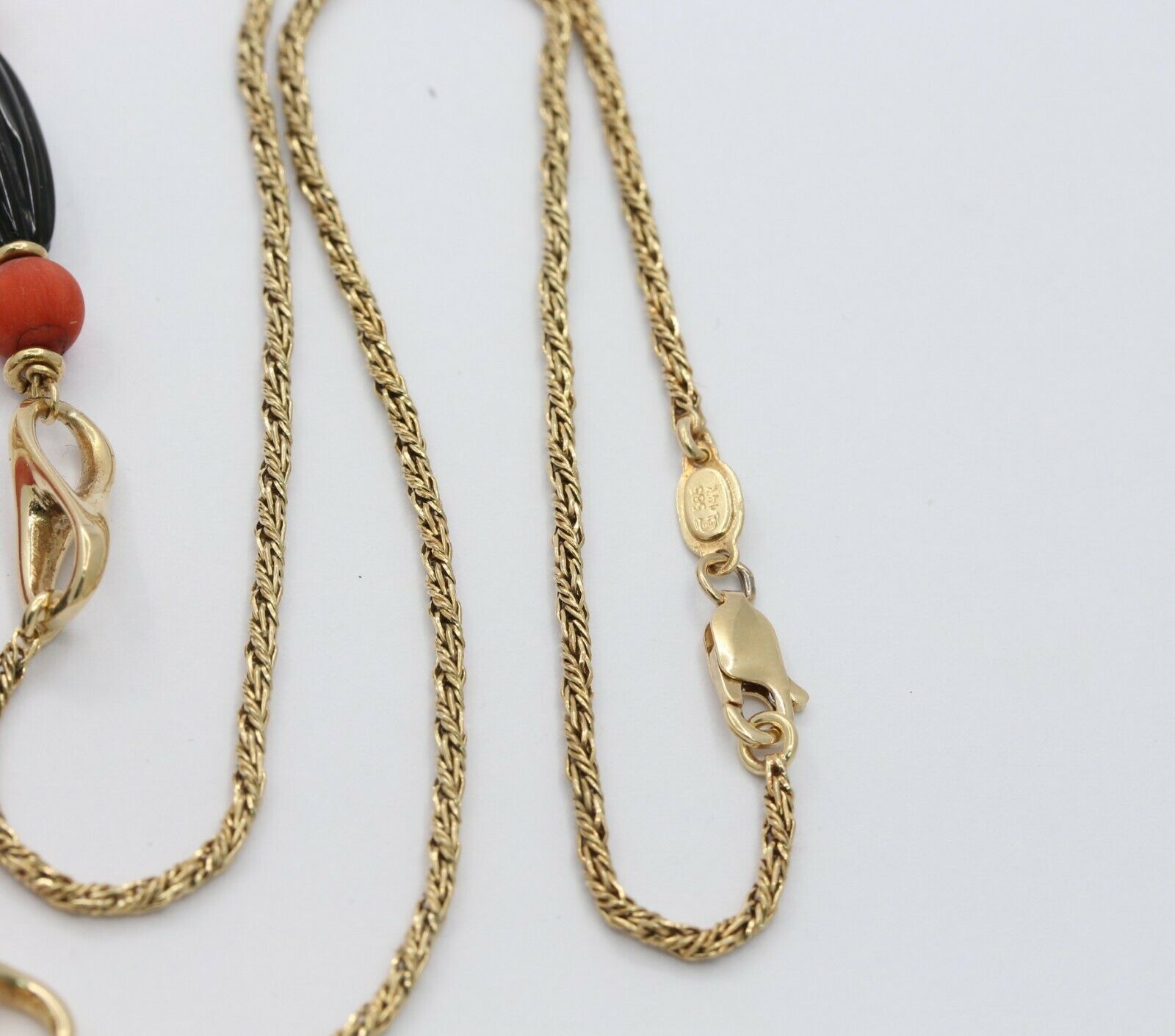 Vintage 14K Yellow Gold Onyx Coral Stacking Rope Style Necklace