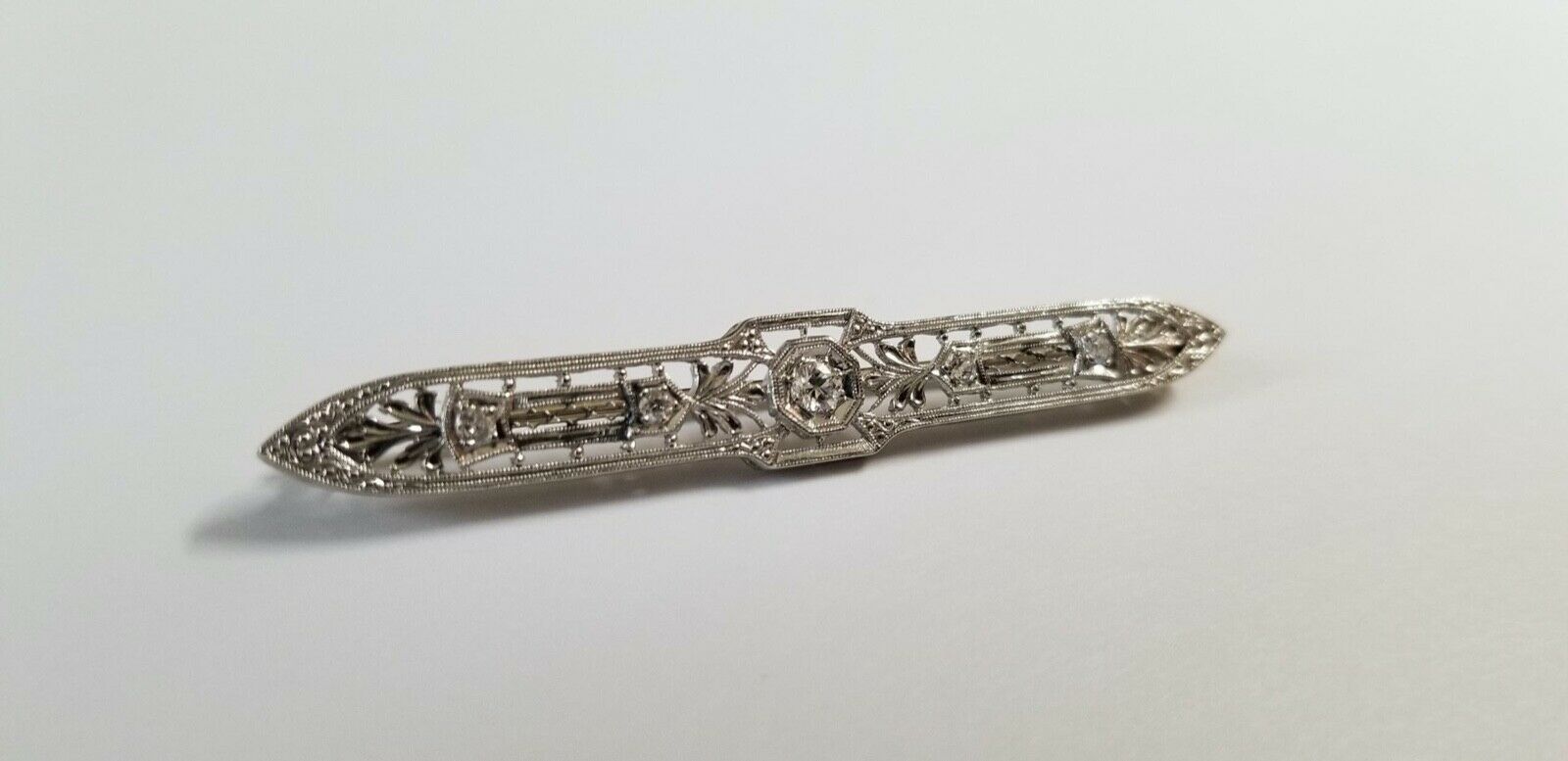 Art Deco Diamonds Platinum Milgrain Brooch Pin