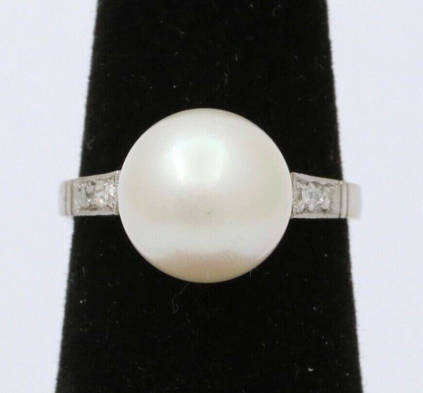 Art Deco Pearl Old Cut Diamonds Platinum Ring