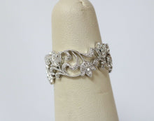 Load image into Gallery viewer, Beautiful Ladies Floral Filagree Diamonds 18K White Gold Ring
