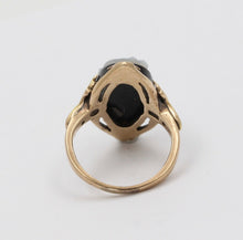 Load image into Gallery viewer, Art Nouveau Cameo Onyx 14K Yellow Gold Ring
