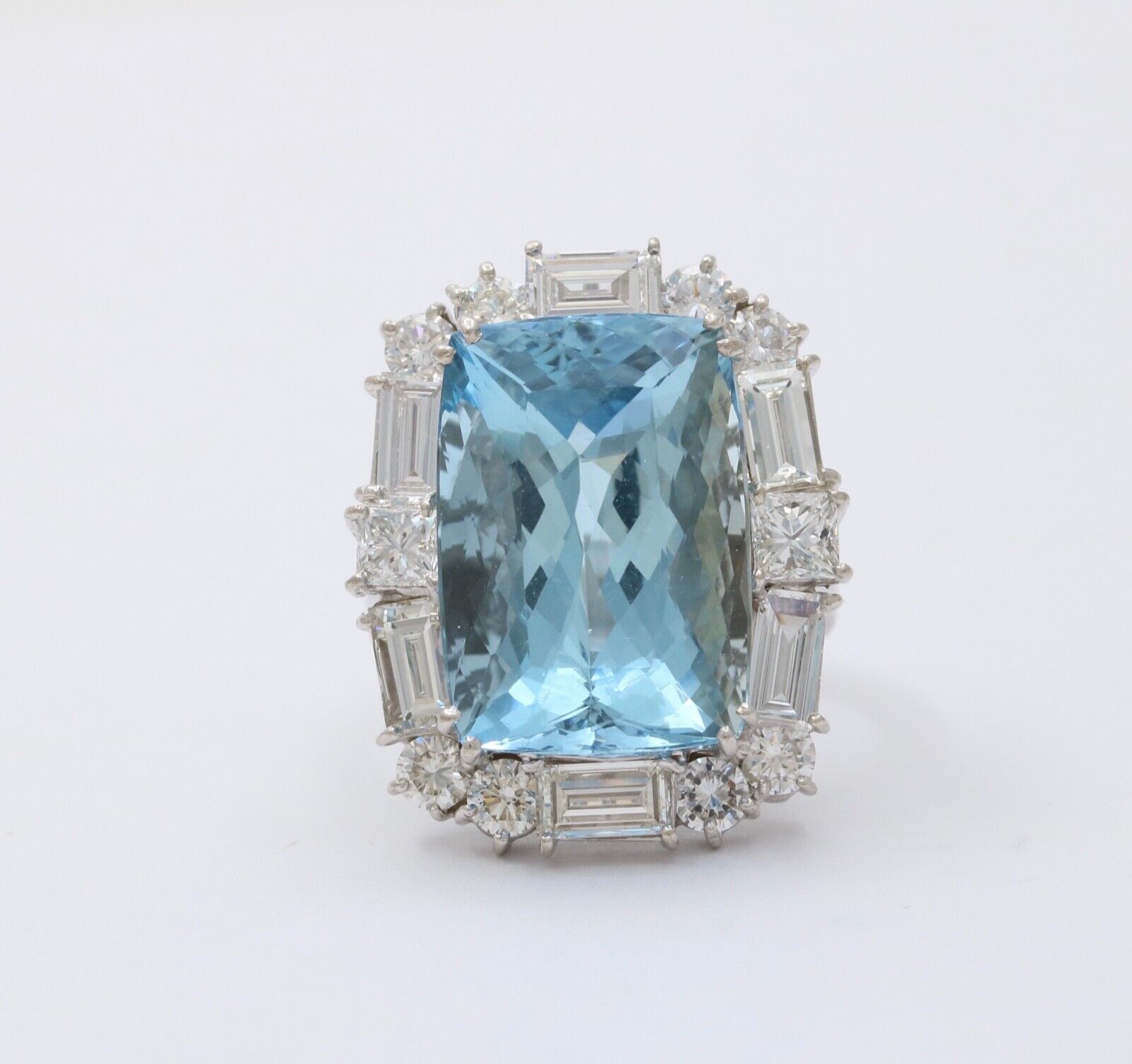 Vintage 18K White Gold 16.53 Carats Aquamarine DIamond Ring, Cocktail Ring