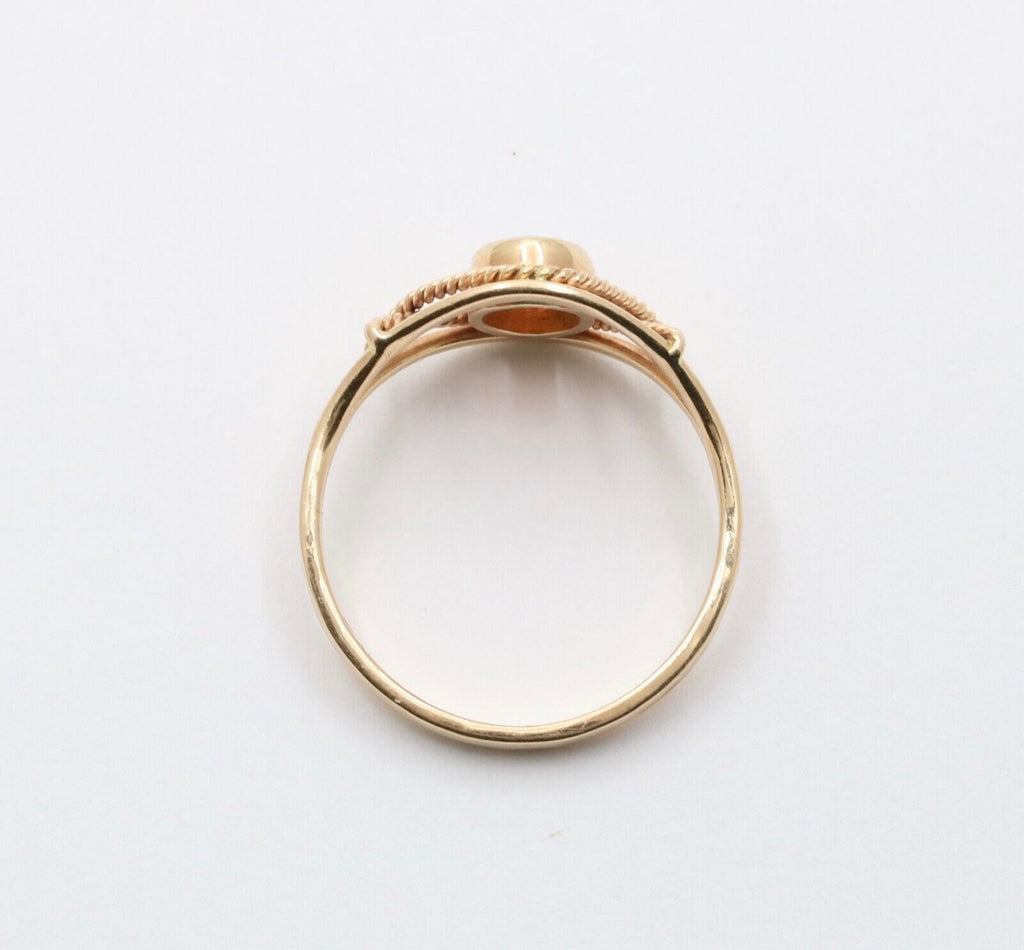 Cool Vintage Opal 14K Yellow Gold Ring