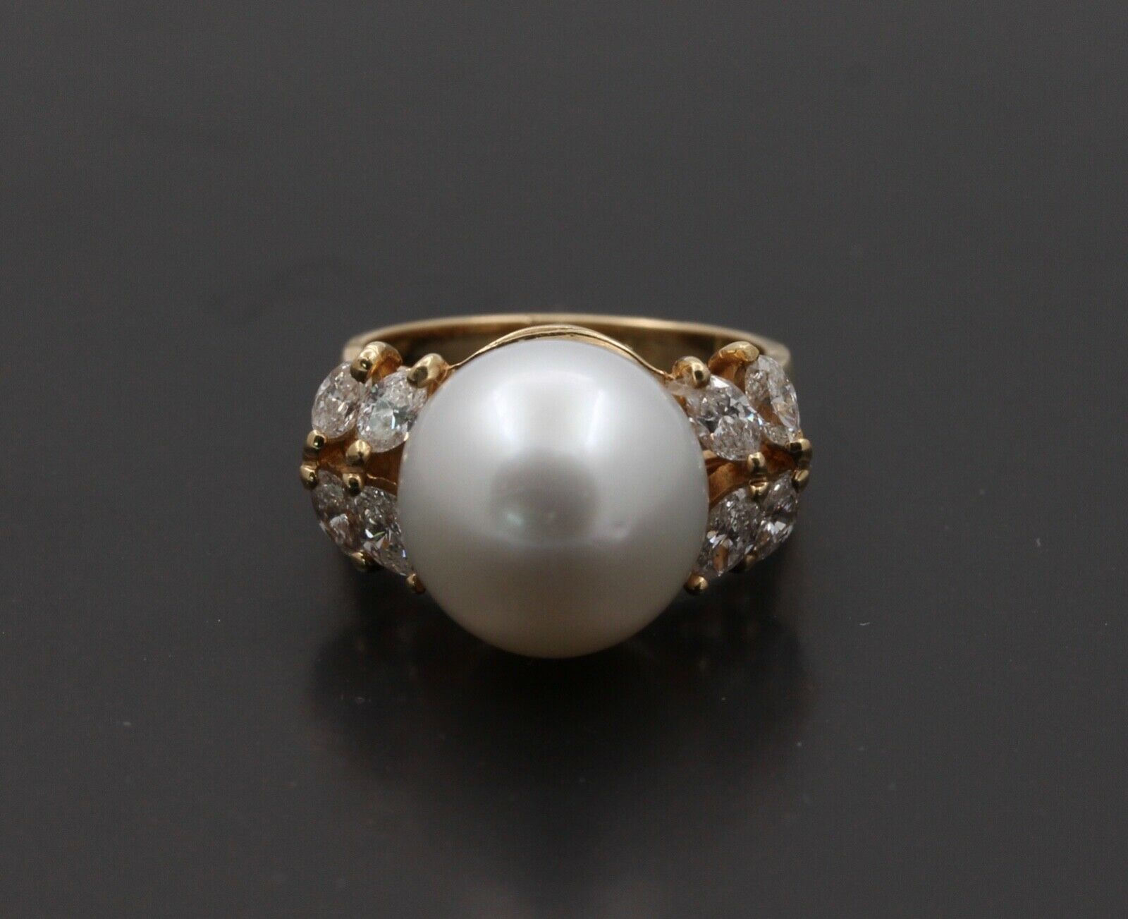 Vintage South Sea Pearl Diamonds 14K Yellow Gold Cocktail Ring