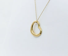 Load image into Gallery viewer, Tiffany and Co Elsa Peretti Floating Heart Pendant and Chain 18K Yellow Gold
