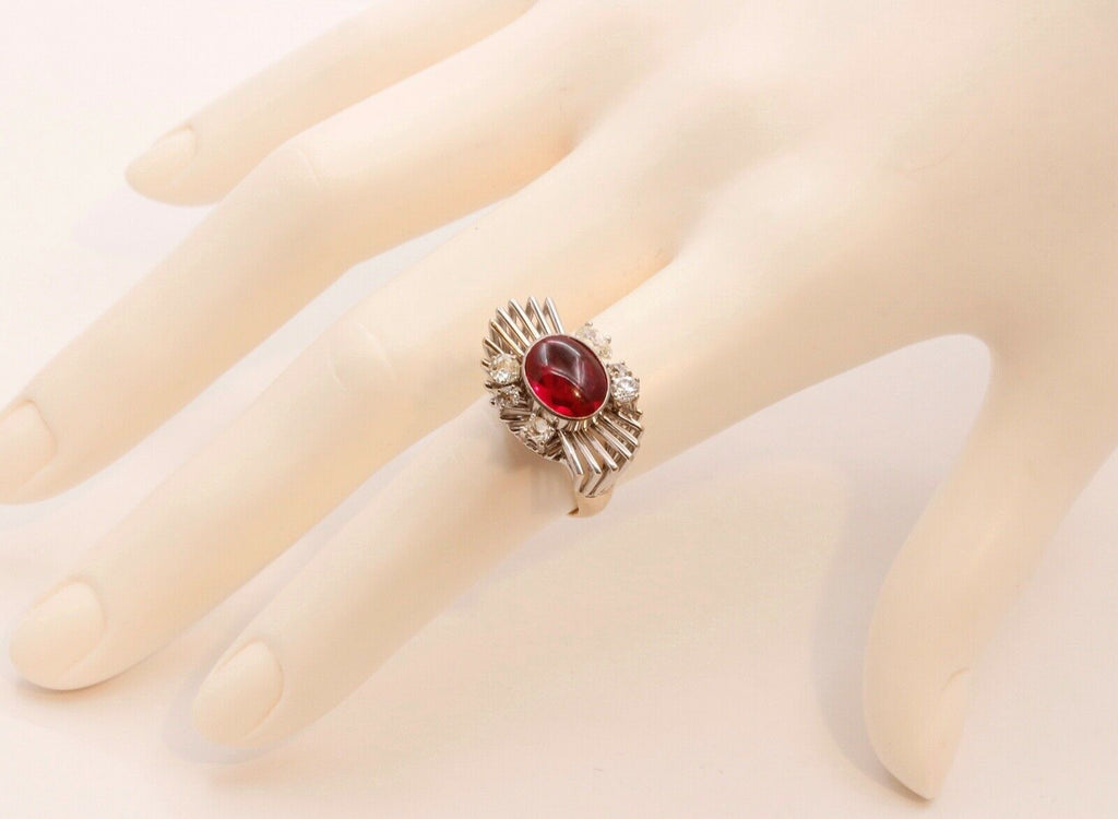 Beautiful Modernist Ladies Ruby Diamonds 14K White Gold Ring