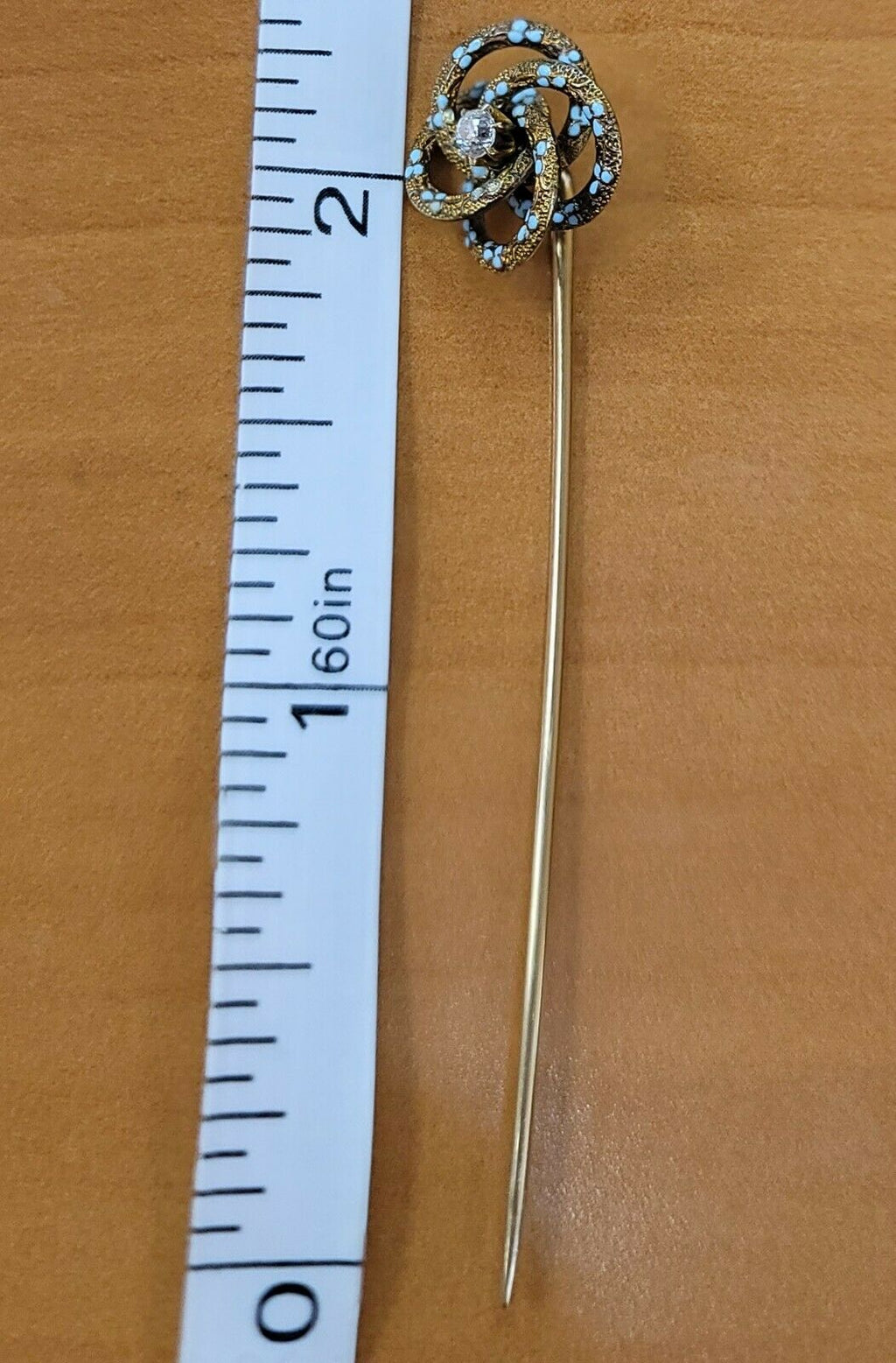 Vintage 14K Yellow Gold Diamond Enamel Stick Pin