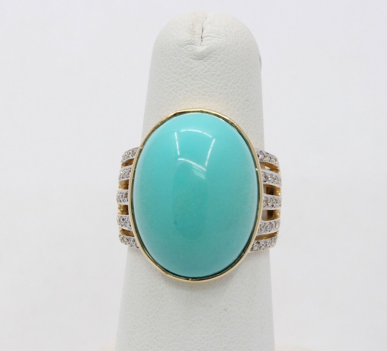 Vintage and Huge Turquoise Diamonds 18K Yellow Gold Cocktail Ring