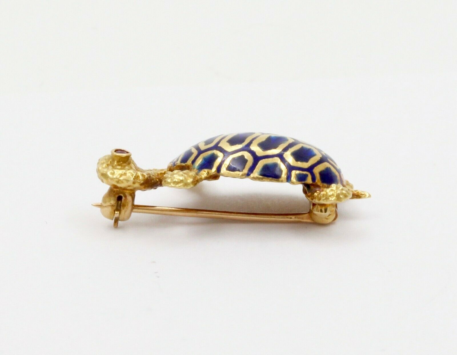 Cute Vintage 18K Yellow Gold Blue Enamel Turtle Pin