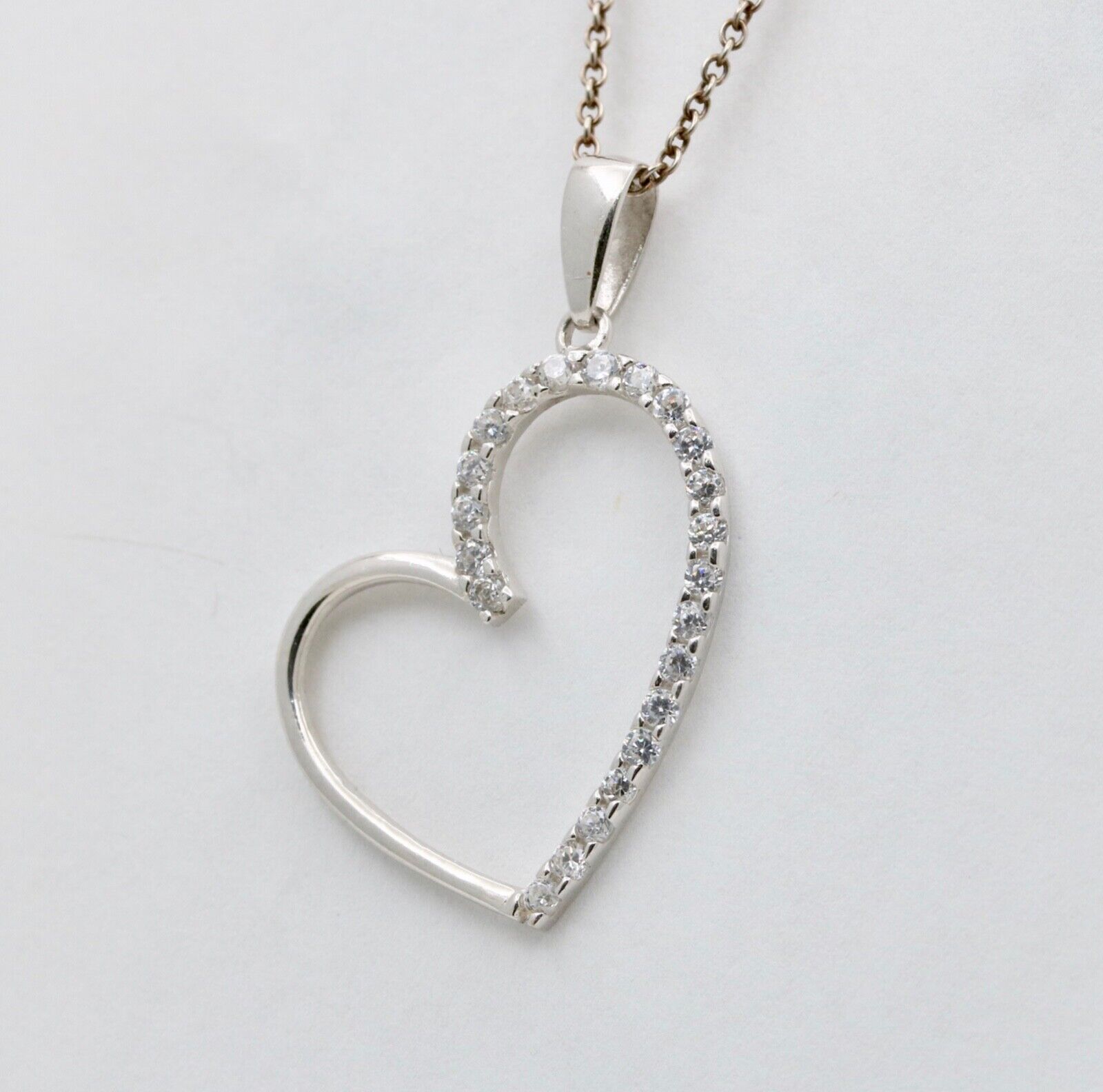 Vintage Heart Cubic Zirconia 10K White Gold Pendant