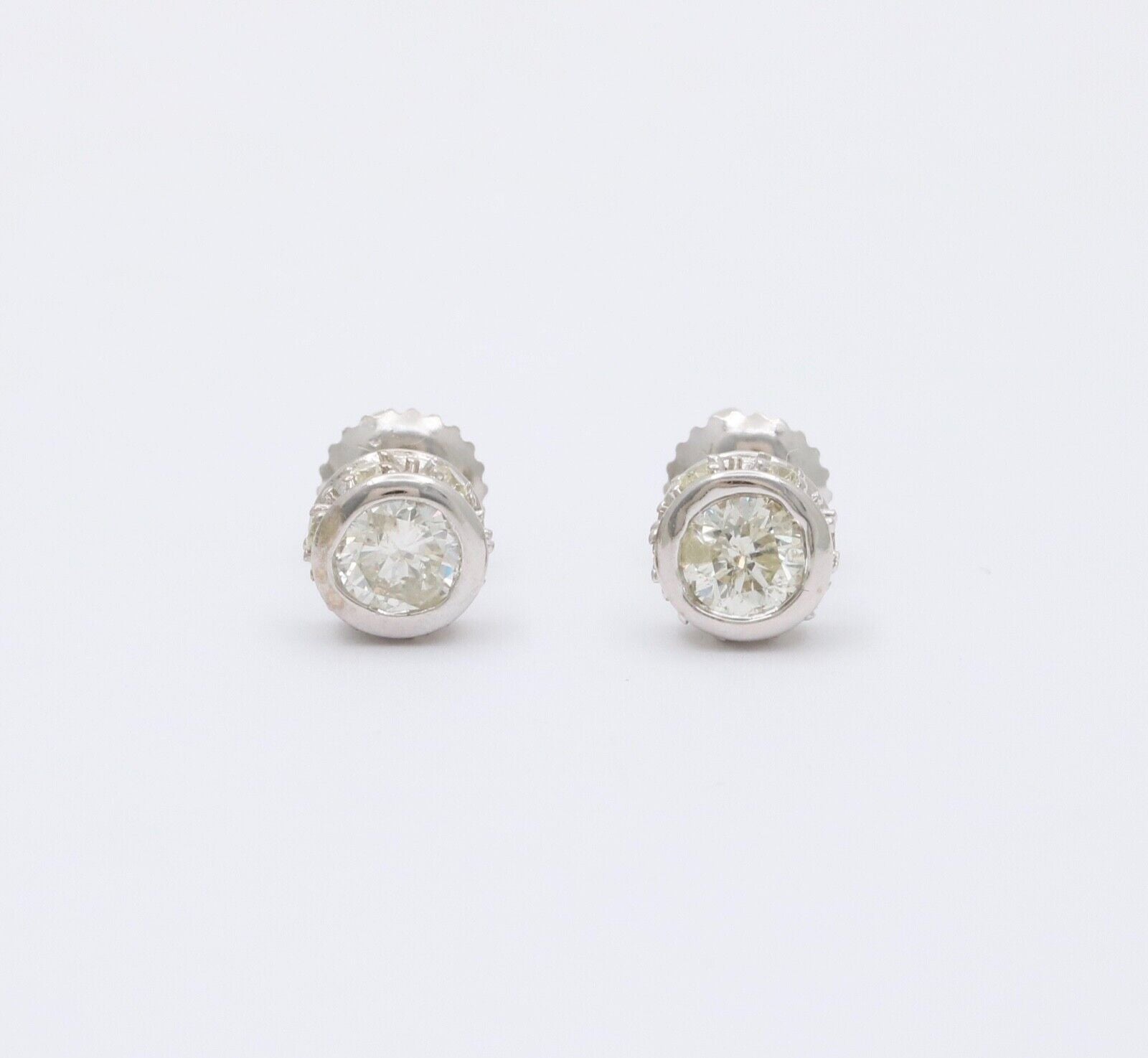 Classic 14K White Gold Diamond Studs, Earrings.