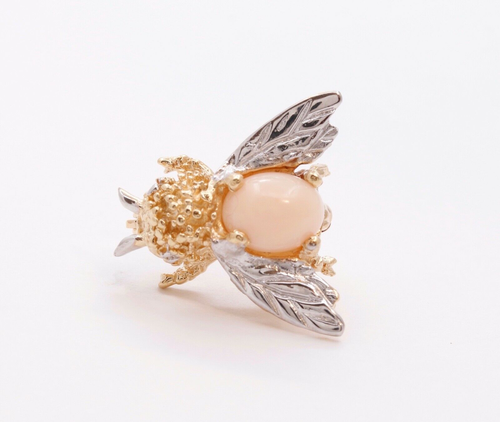 Vintage Honey Bee 14K Yellow White Gold Angel Skin Coral Brooch Pin