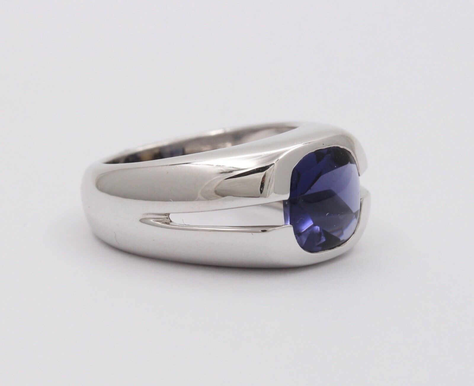 Vintage Tiffany & Co Iolite 18K White Gold Solitaire Ring