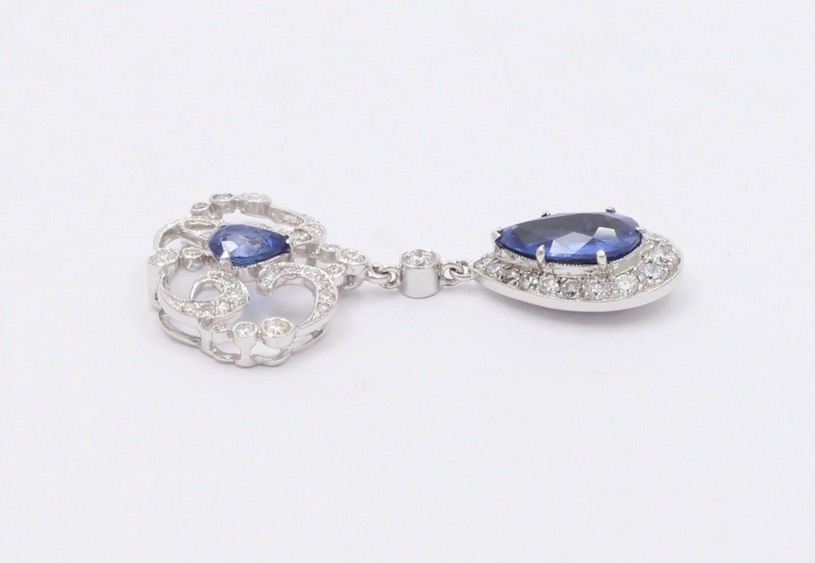 Elegant Blue Sapphires Diamonds 18K White Gold Pendant