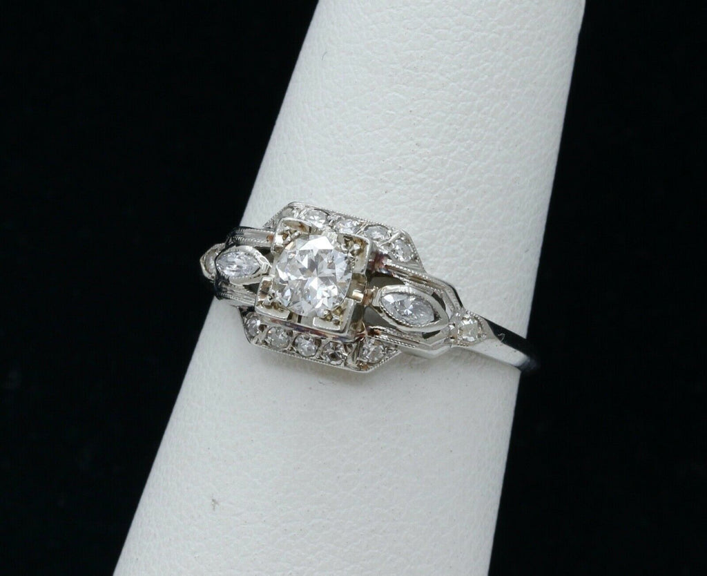 Art Deco 18K White Gold Diamonds Ring