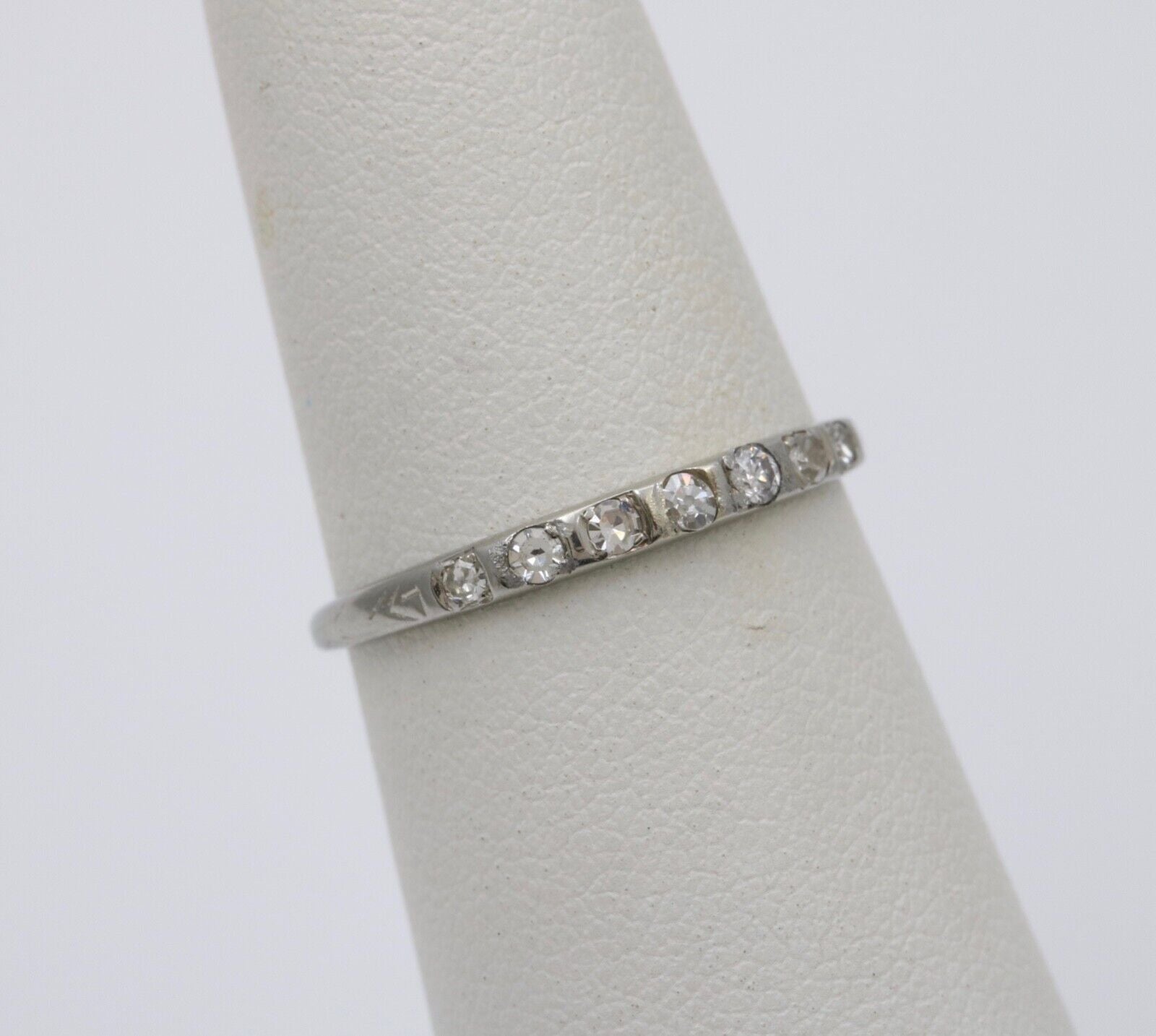 Art Deco 18K White Gold Diamond Ring